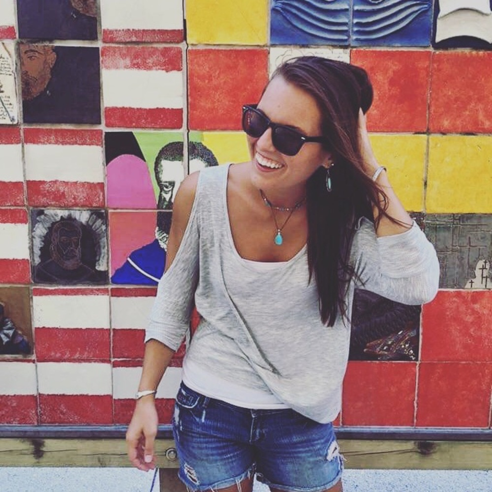 Meet your Posher, Amanda